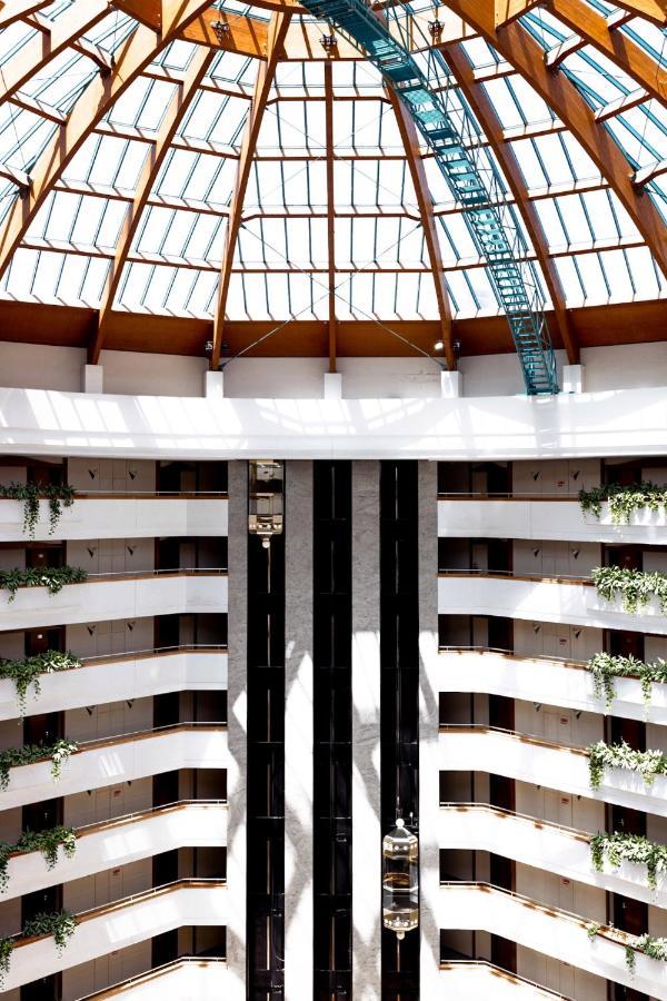 Rahat Palace Hotel Алма Ата Екстериор снимка The interior of the European Parliament in Strasbourg